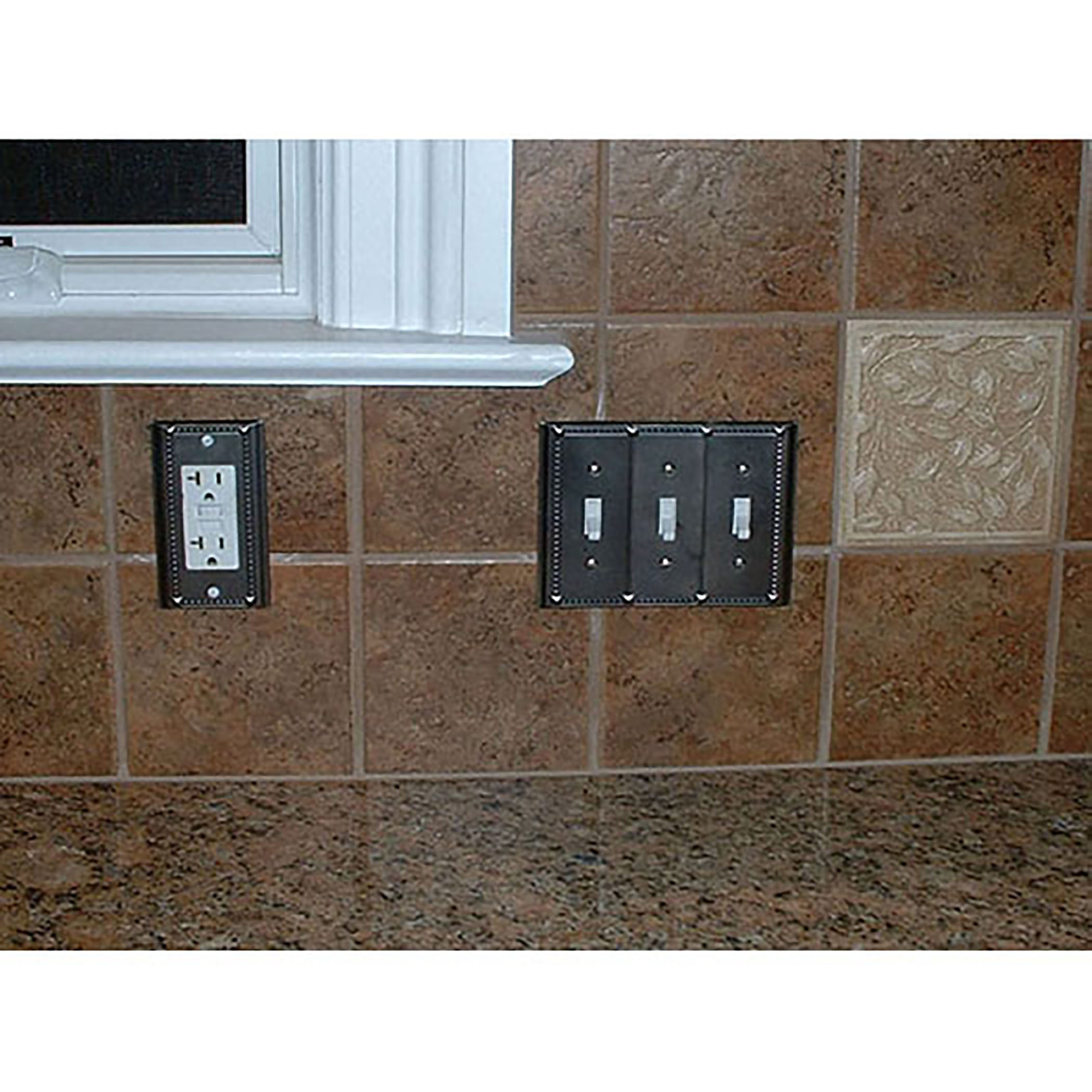 Clickplate in Aged Bronze - Switch - Middle